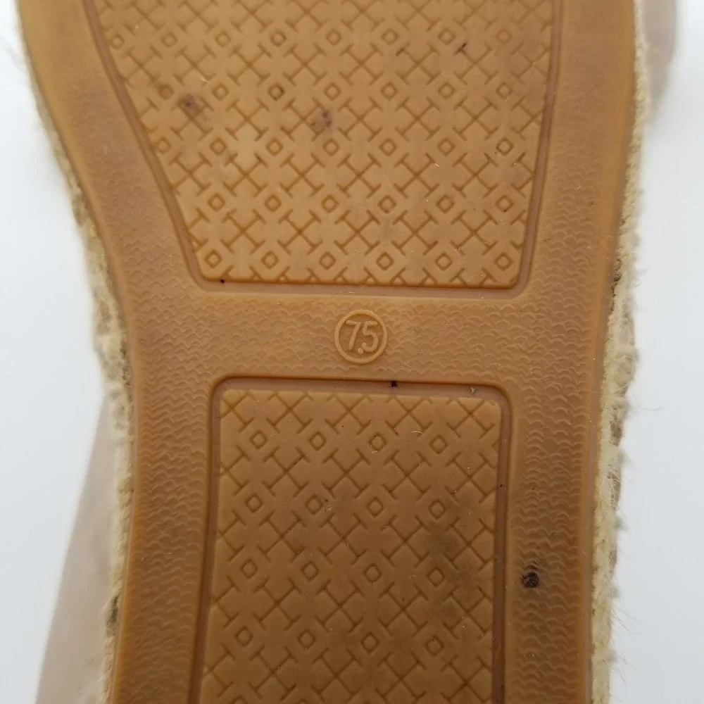 Tory Burch Espadrilles Women 7.5 Beige Silver Leather Metallic Cap Toe Flats